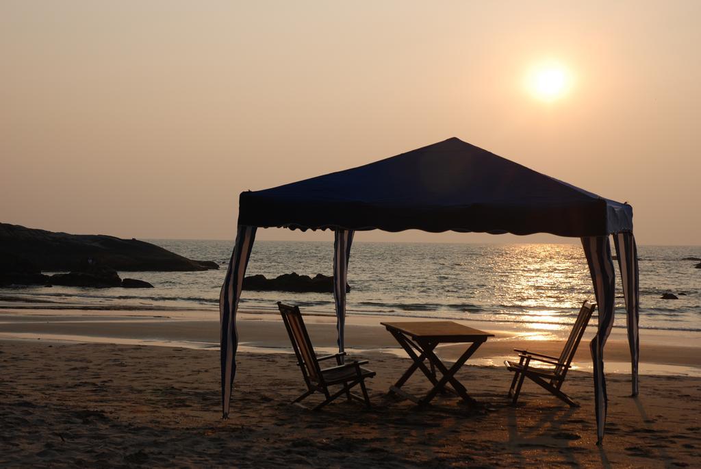 Chera Rocks Beach House Hotell Thottada Rum bild