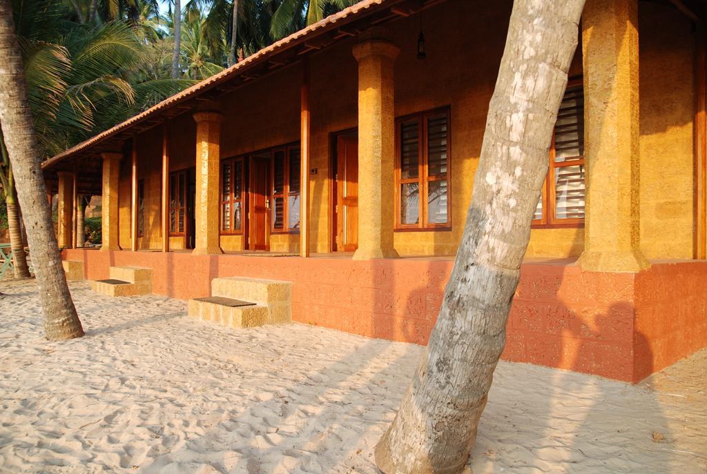 Chera Rocks Beach House Hotell Thottada Rum bild